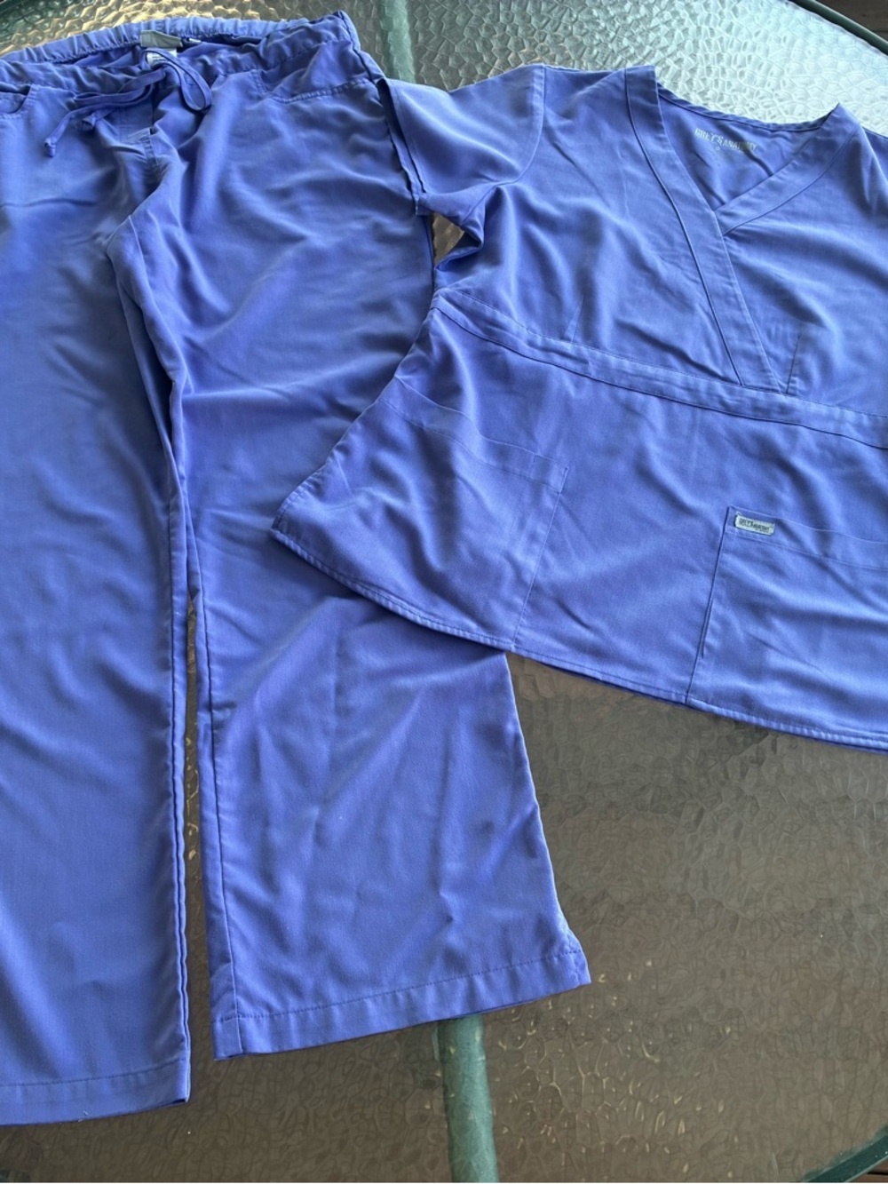 Grey’s Anatomy Medical Scrub Set - V-Neck Top Large & Drawstring Pants Medium